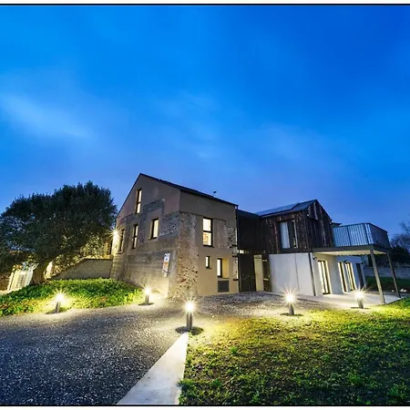 La Isla De Prospero Tapia De Casariego